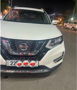 نیسان ئێکس ترەیل